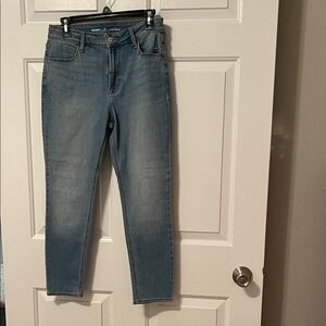 NWOT Old Navy Vintage Light Blue High Ride Super Skinny Ankle Jeans